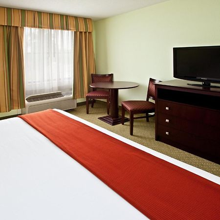 Holiday Inn Express Scottsburg By Ihg Dış mekan fotoğraf