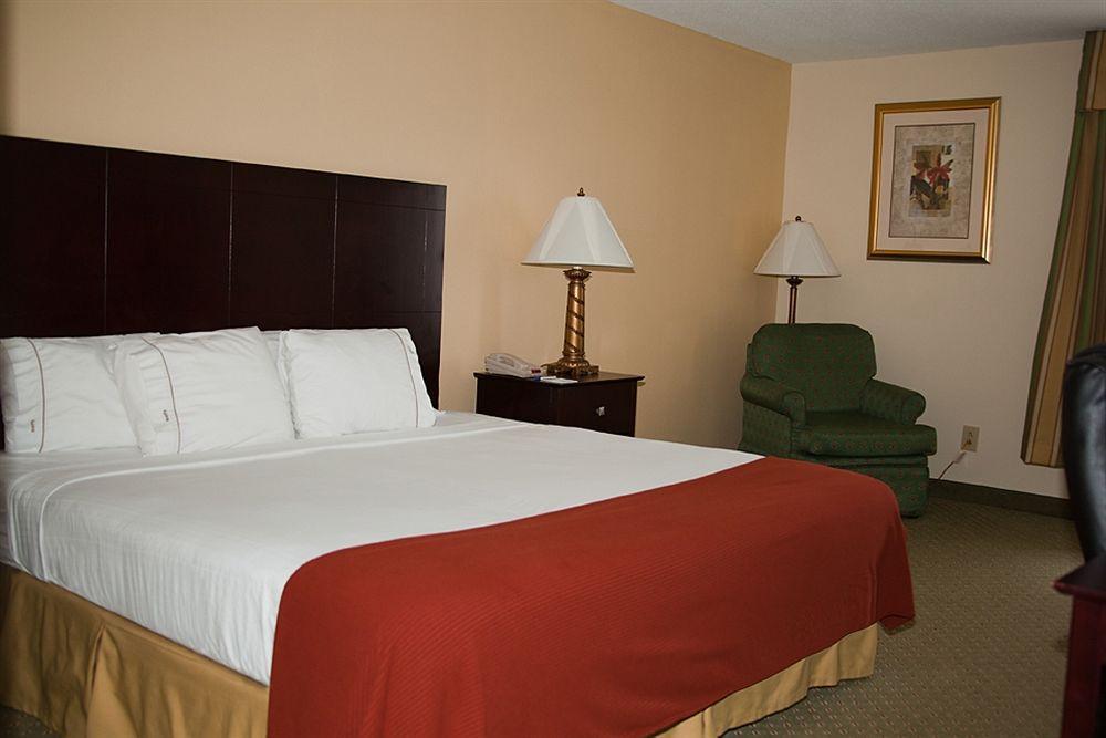 Holiday Inn Express Scottsburg By Ihg Dış mekan fotoğraf