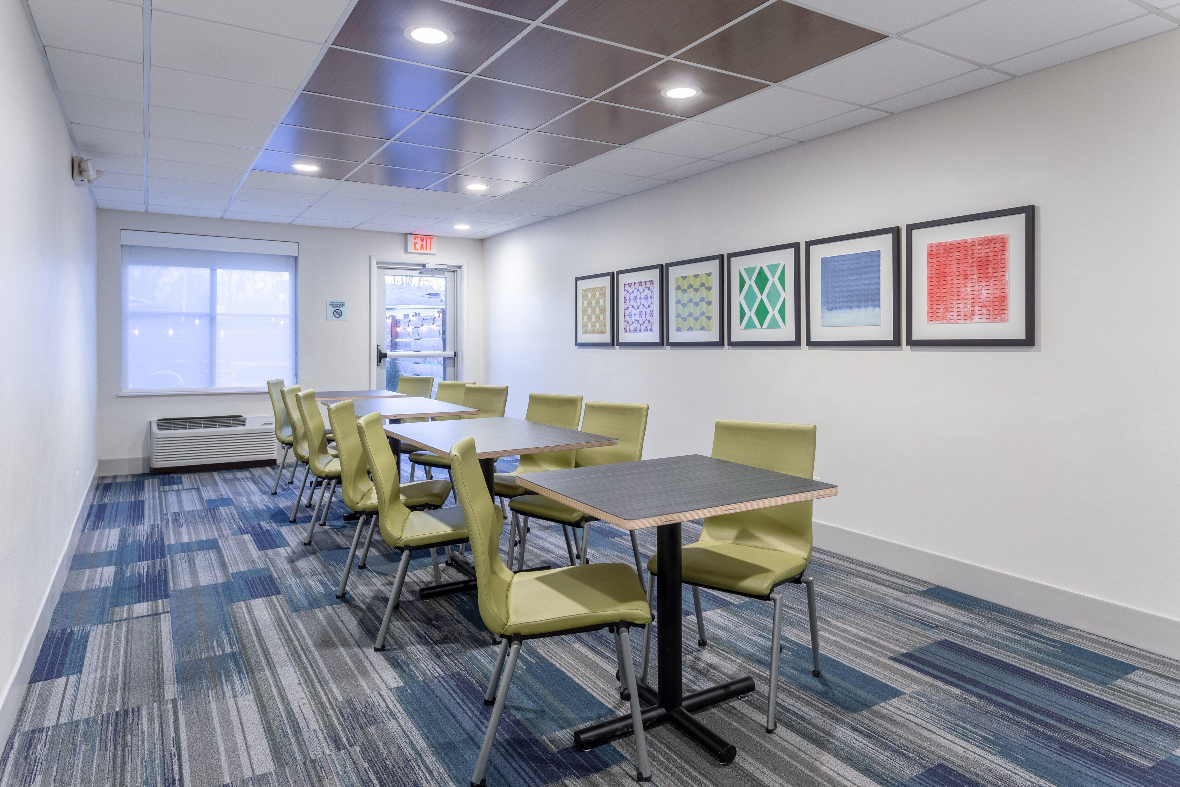 Holiday Inn Express Scottsburg By Ihg Dış mekan fotoğraf