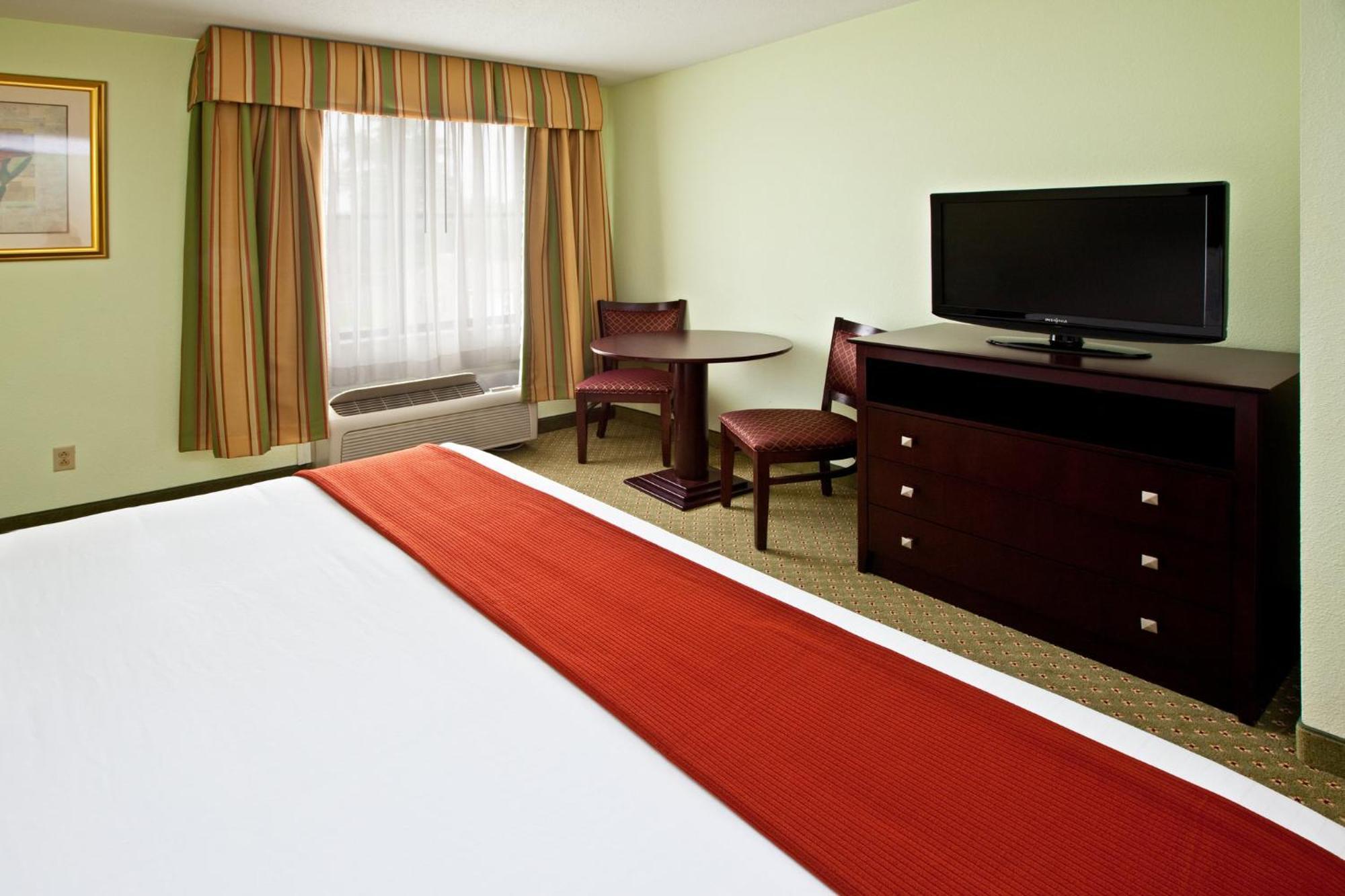 Holiday Inn Express Scottsburg By Ihg Dış mekan fotoğraf