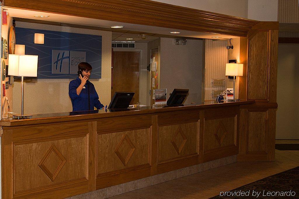 Holiday Inn Express Scottsburg By Ihg Dış mekan fotoğraf