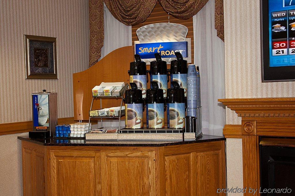 Holiday Inn Express Scottsburg By Ihg Dış mekan fotoğraf
